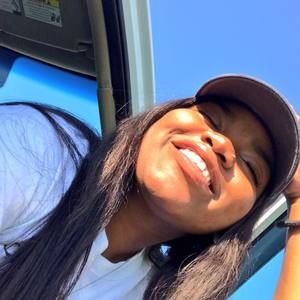 Meet your Posher, Natiah